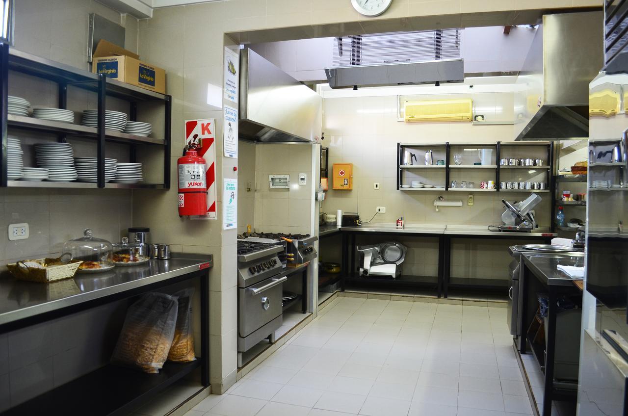 Hotel Huemul General Roca Dış mekan fotoğraf