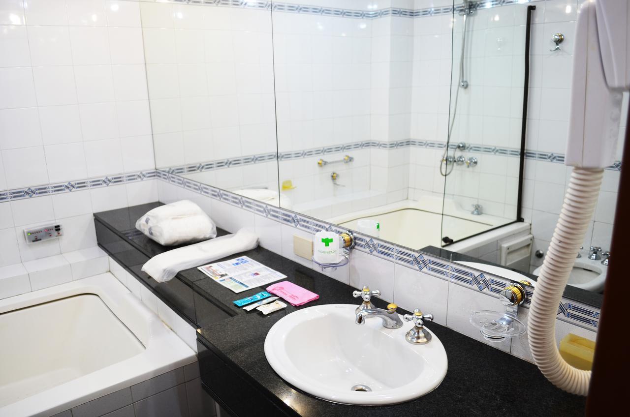 Hotel Huemul General Roca Dış mekan fotoğraf